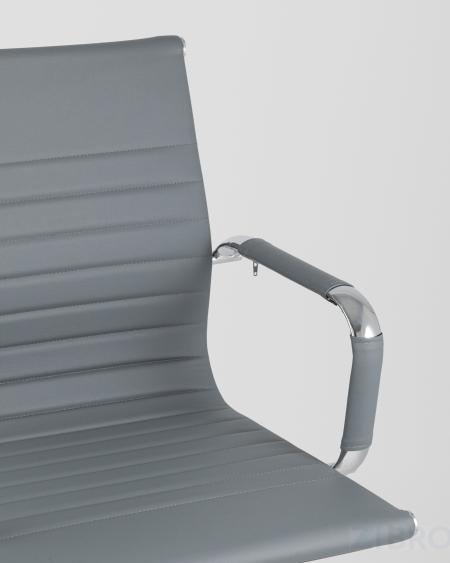 Кресло для посетителей TopChairs Visit серое, обивка из экокожи, металический каркас 