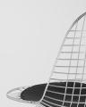 Eiffel из хромированного металла с черной подушкой из экокожи 