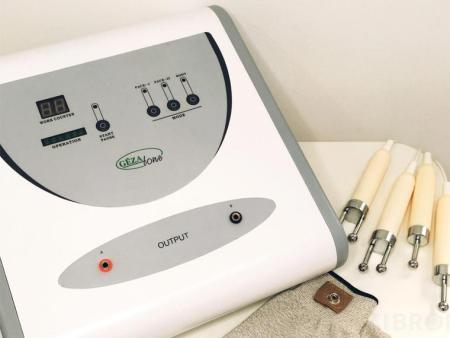 Аппарат микротоковой терапии для лица и тела Biolift 8806 Gezatone 