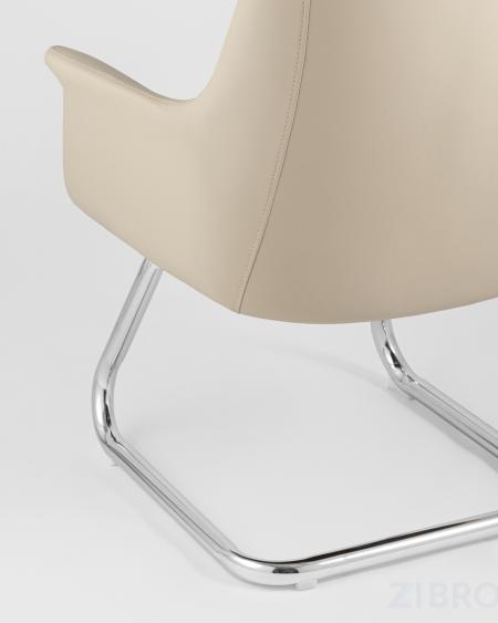 TopChairs Viking офисное бежевое обивка экокожа 