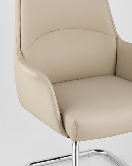 TopChairs Viking офисное бежевое обивка экокожа 